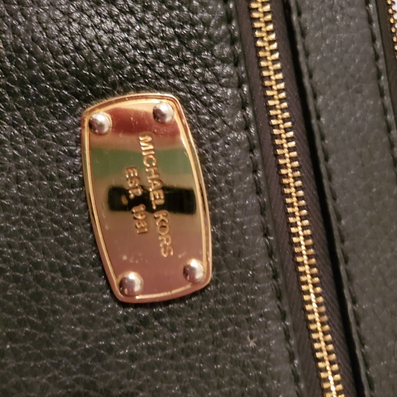 Black MK clutch wallet - Picture 2 of 5